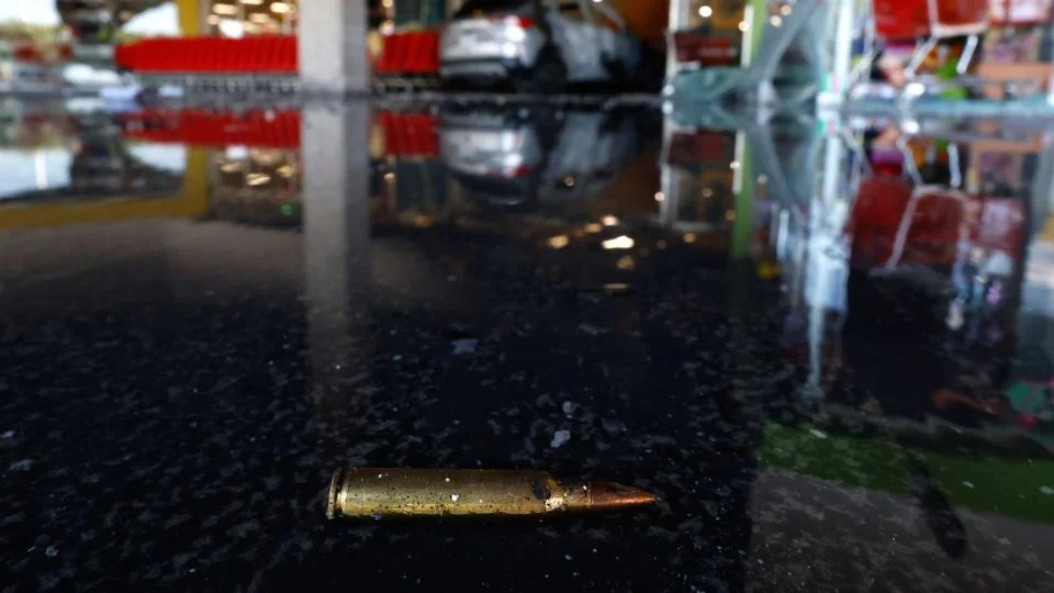 Costa Rica emite alerta migratoria para vuelos desde México tras caída de “El Mencho”