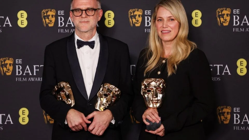 “Una batalla tras otra” lidera los premios BAFTA con seis galardones