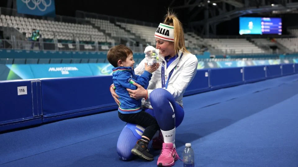 Lollobrigida gana oro con récord olímpico en Milano-Cortina 2026