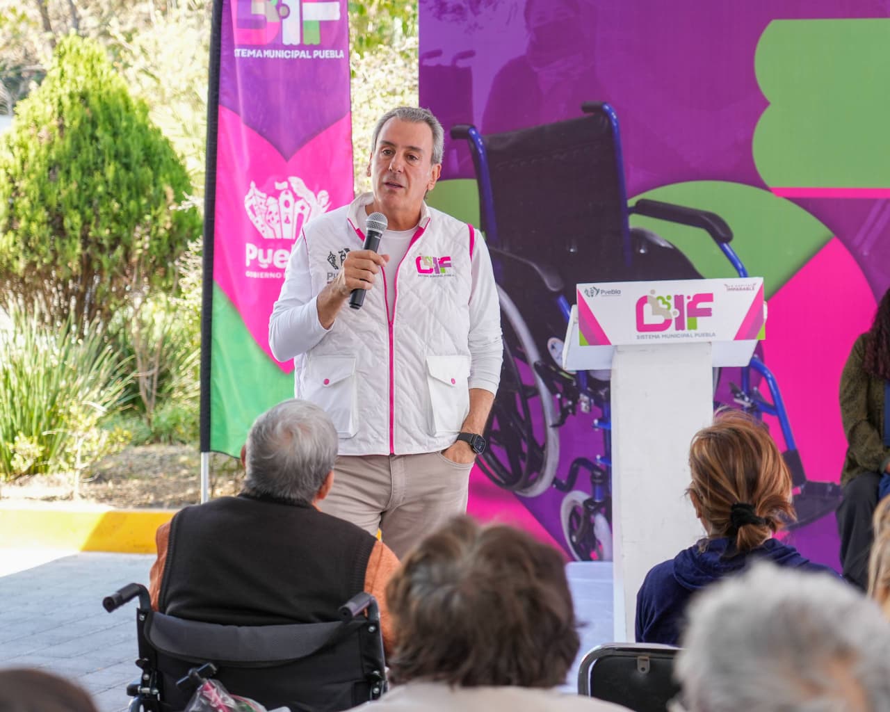 Fortalecen MariElise Budib y Pepe Chedraui la inclusión social con entrega de aparatos ortopédicos