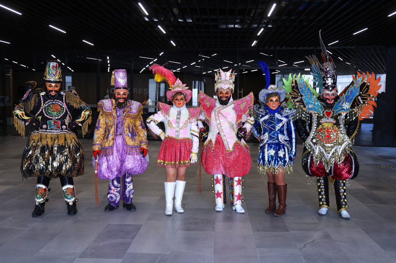 Asiste al carnaval de San Agustín Tlaxco, en Acajete