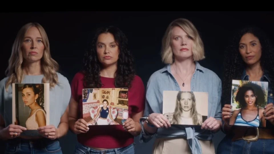 Víctimas de Epstein piden liberar archivos pendientes del caso en el marco del Super Bowl