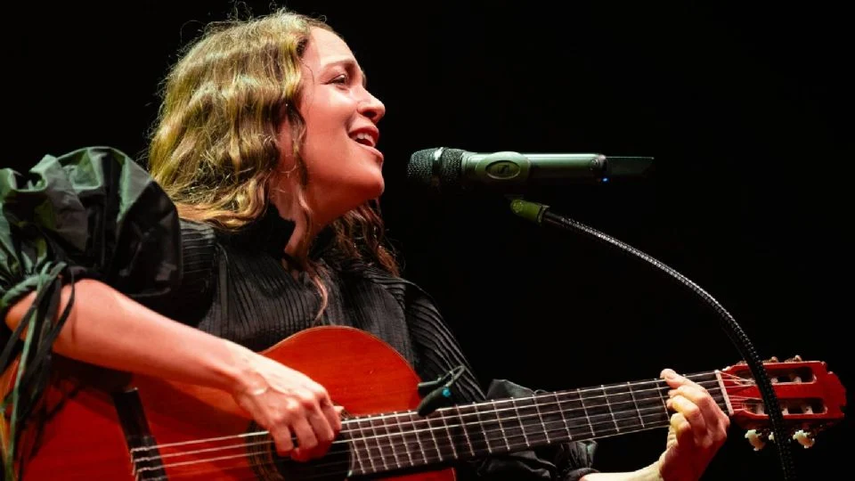 Natalia Lafourcade y Carín León ganan Grammy 2026