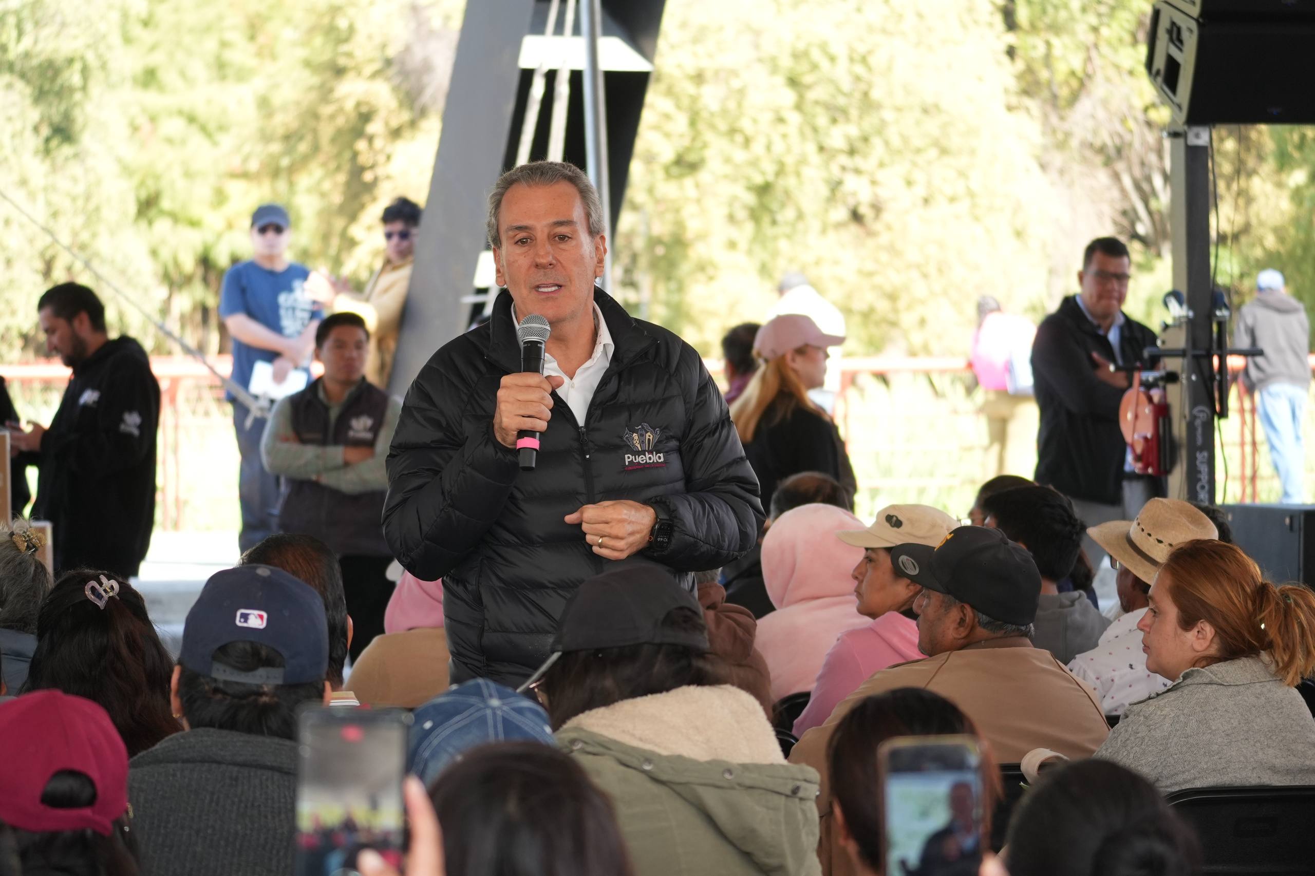 Lentes gratuitos para habitantes de la capital poblana