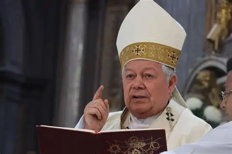 Arzobispo de Puebla Insta a Combatir la Violencia y Promover la Dignidad Humana