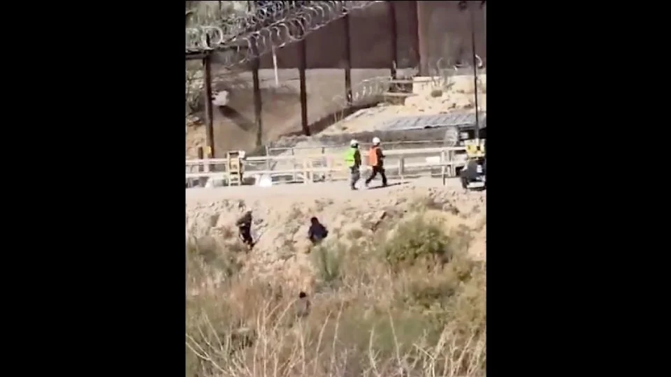 Migrantes intentan cruce disfrazados