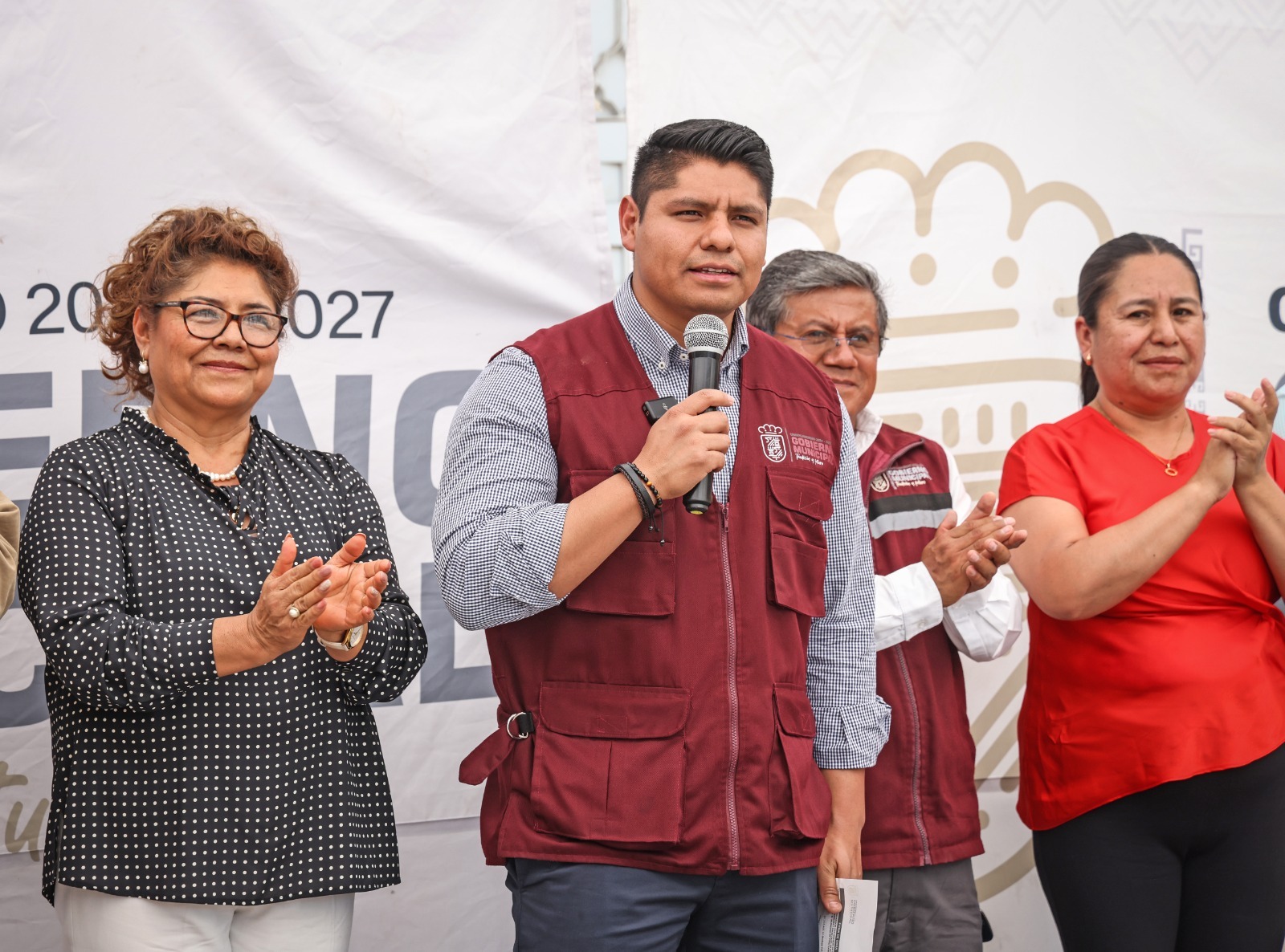 Cuautlancingo rompe décadas de abandono con pavimentación en Privada Santa Bárbara