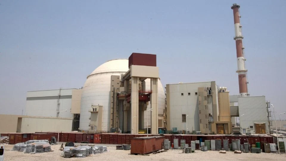 Reportan impacto en central nuclear en Irán