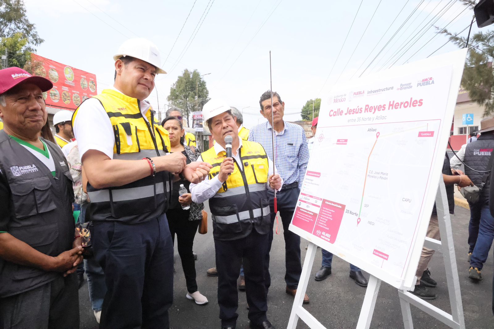 Avanza pavimentación en calle Jesús Reyes Heroles