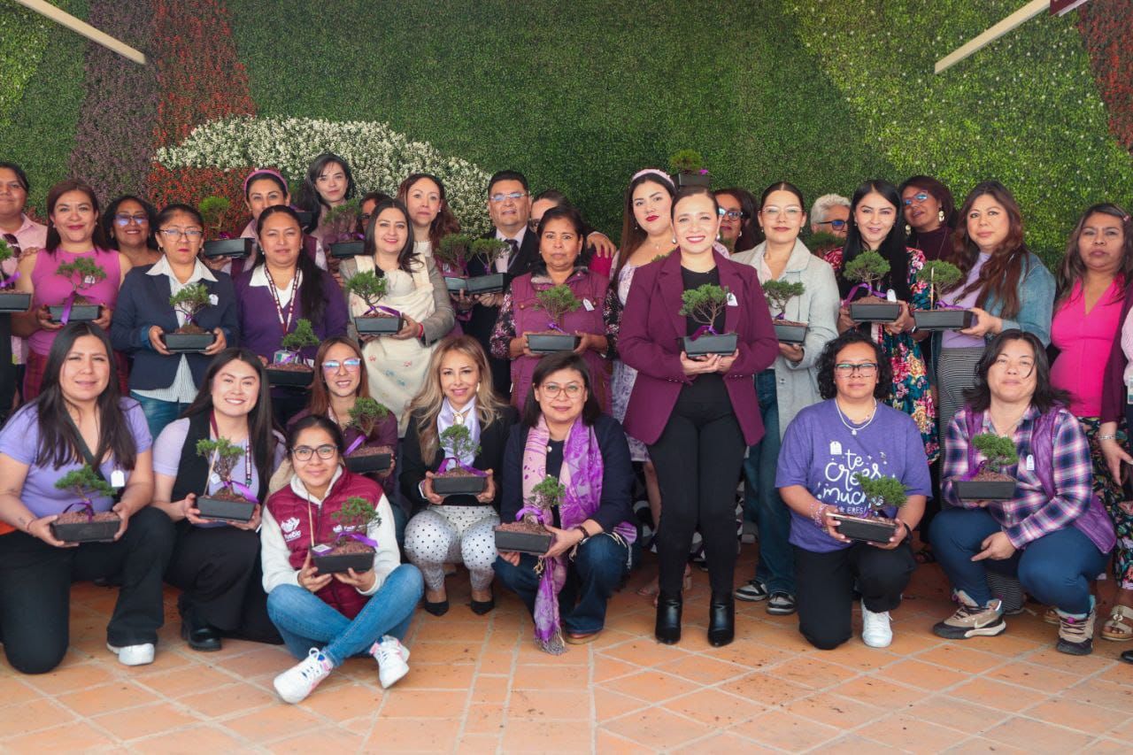 Ayuntamiento realiza actividad por el 8M