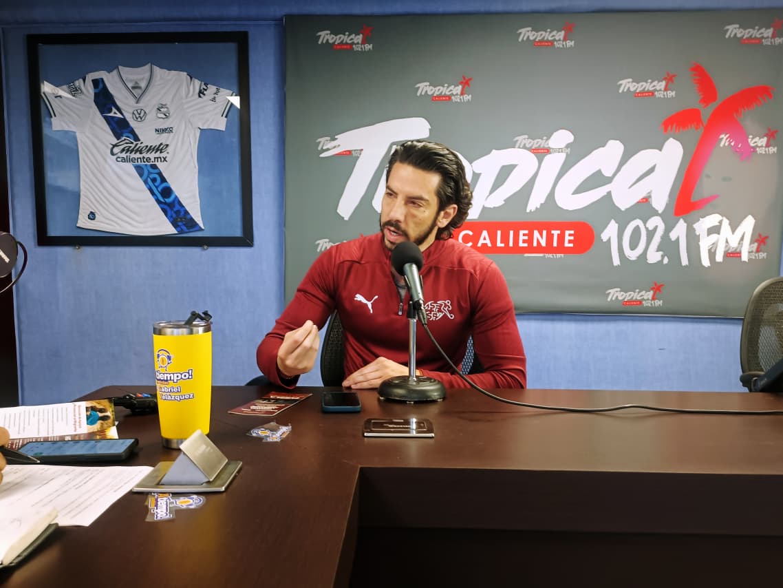 Rescatan a 21 poblanos de Israel en medio del conflicto