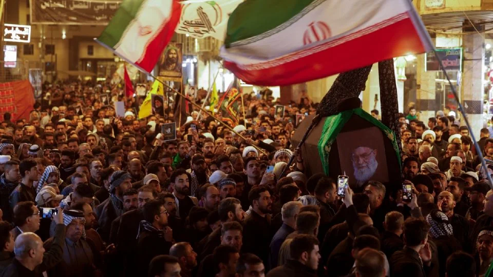 EU pide a ciudadanos salir de Irak