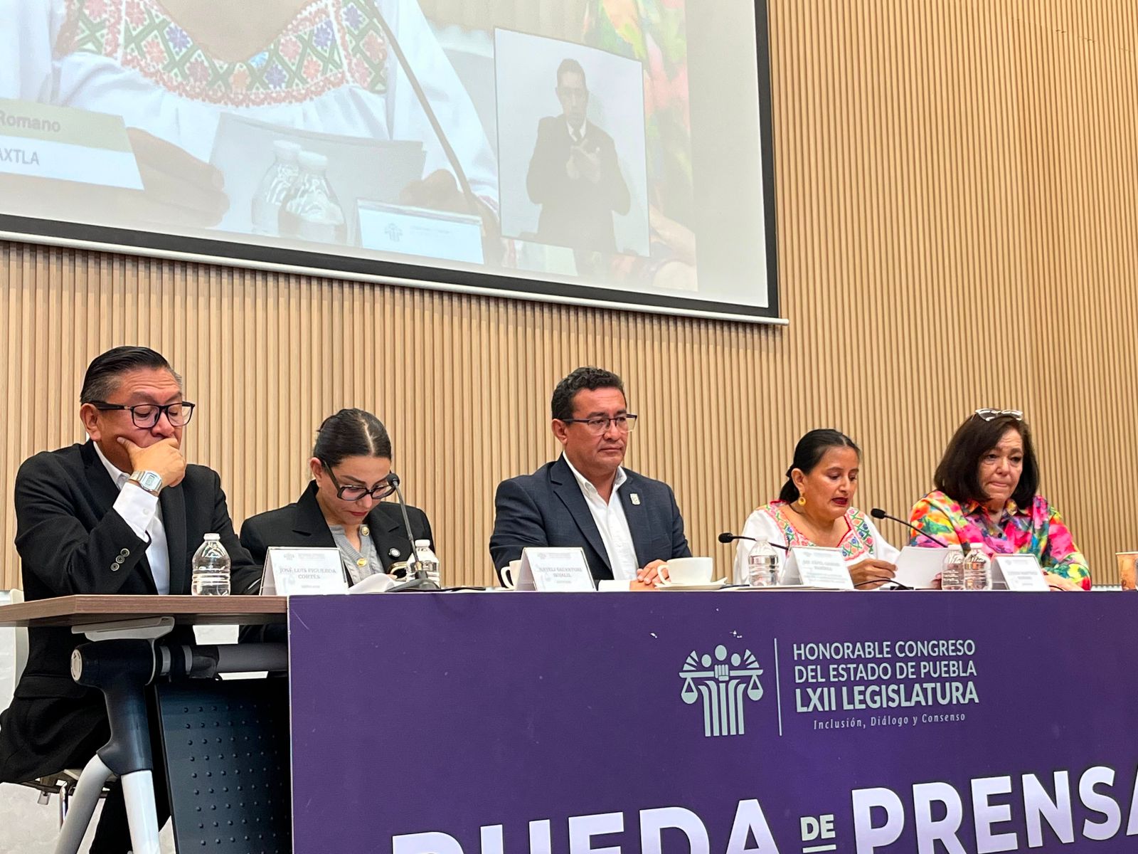 Revocación de mandato en Acatlán depende de pruebas: Pável Gaspar; aún no llega al Congreso