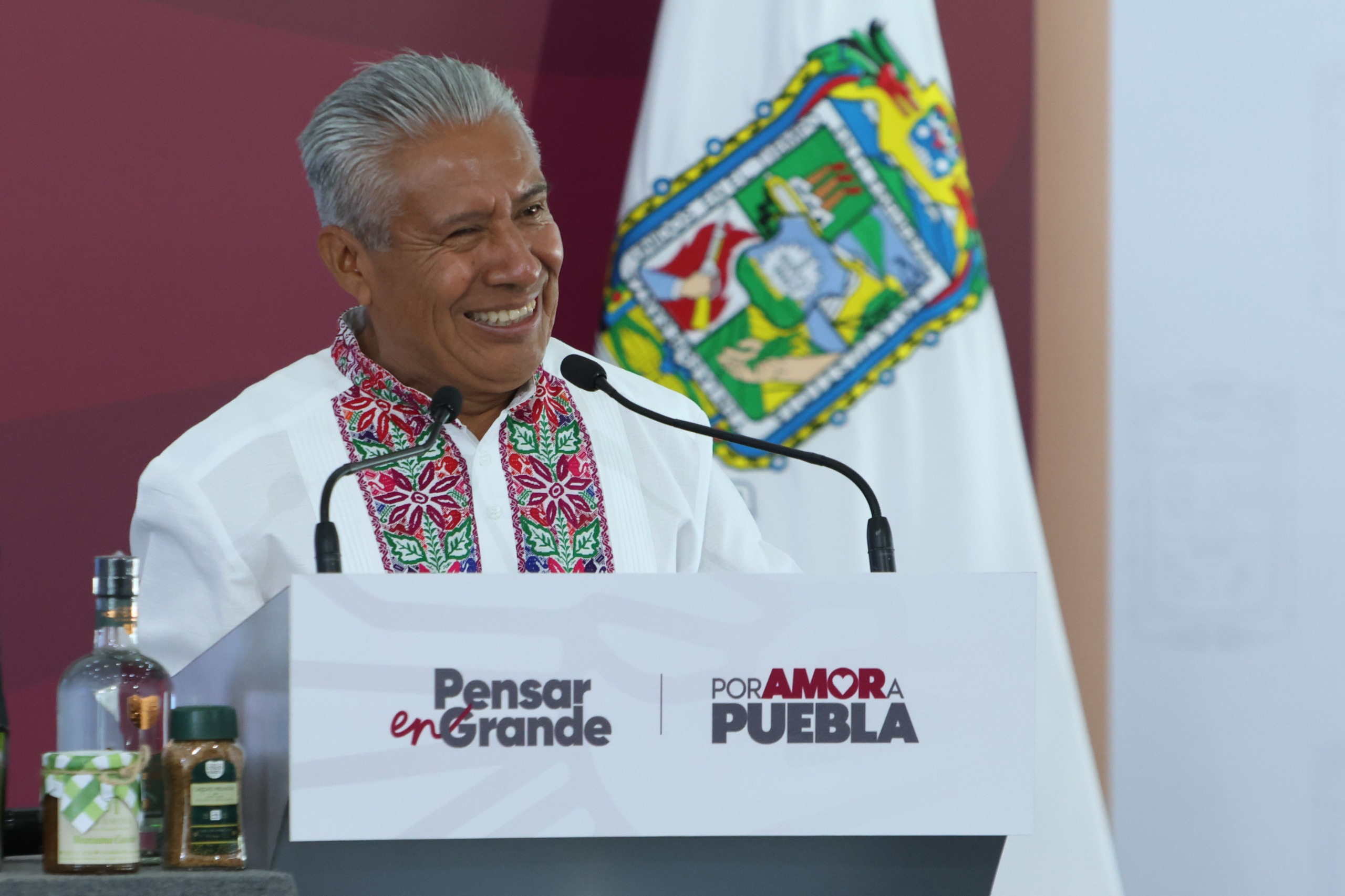 SEP Puebla entregará uniformes escolares gratuitos a alumnos de básica