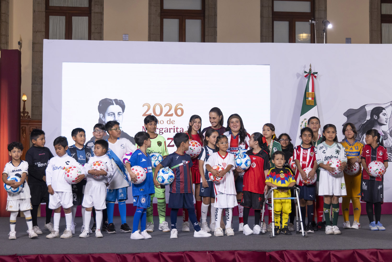 Claudia Sheinbaum garantiza orden en inauguración del Mundial ante movilizaciones de la CNTE