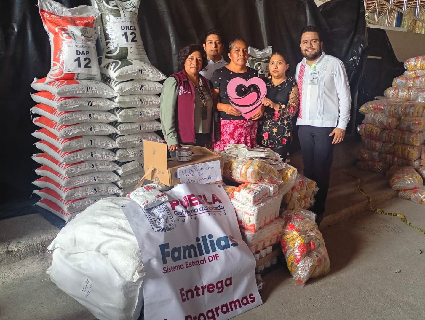 SEDIF acerca alimentos saludables a niñas y niños de escuelas poblanas
