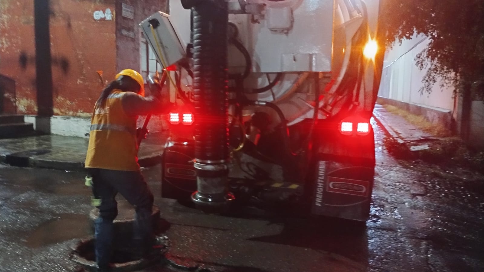 Agua de Puebla atiende ciudad tras lluvia de 64 m