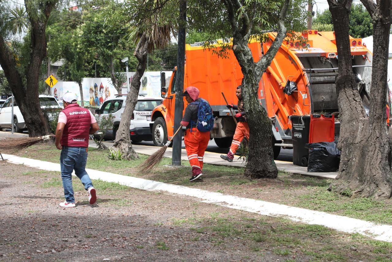 Supervisa Pepe Chedraui jornada de limpieza en Santa Cruz Los Ángeles