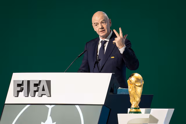 FIFA realiza gala en Chapultepec