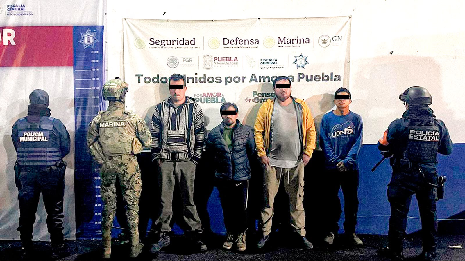 Detienen a cuatro hombres con madera ilegal en Tlatlauquitepec