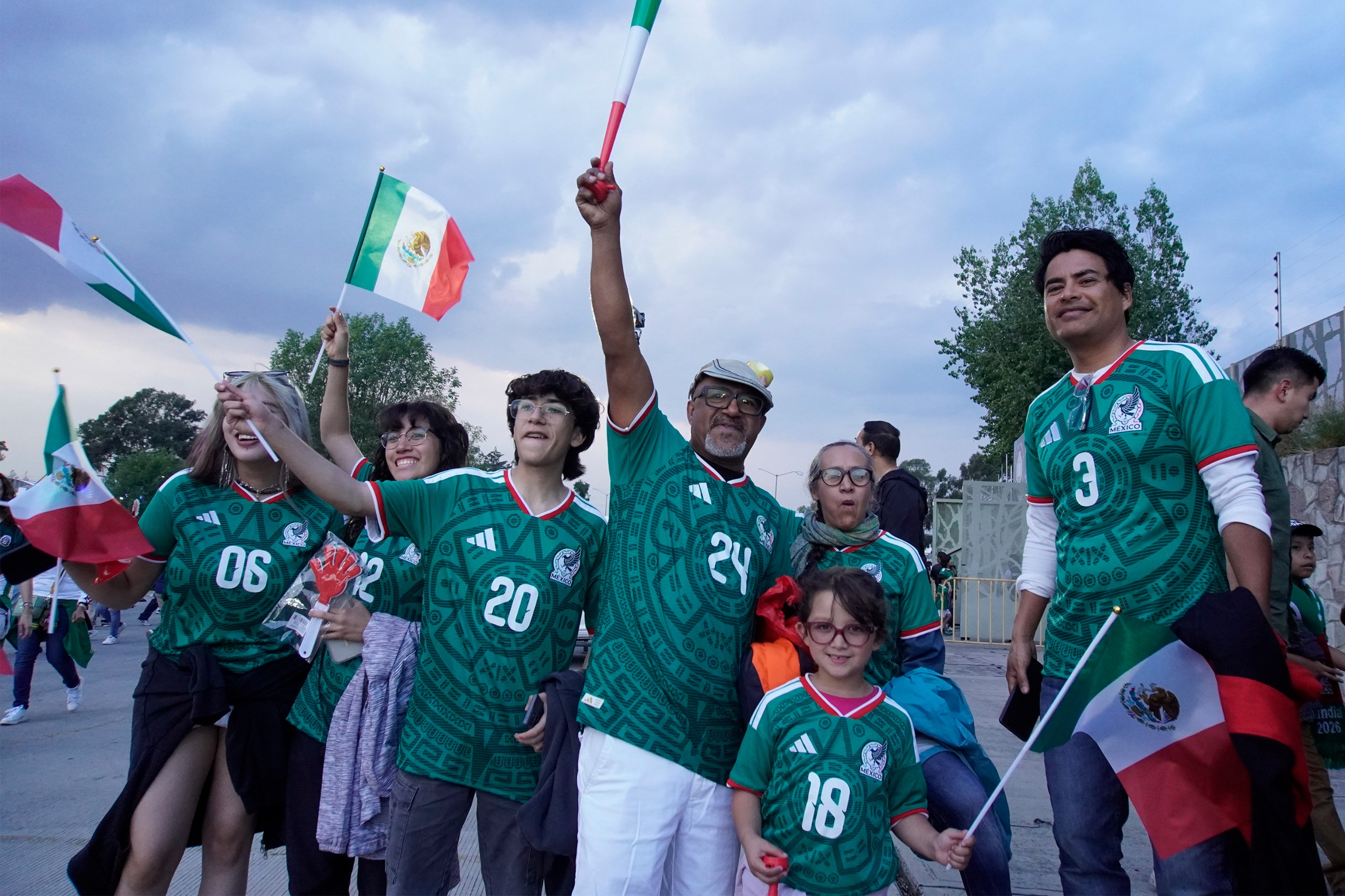 Restaurantes poblanos contratarán personal eventual ante juegos de fútbol