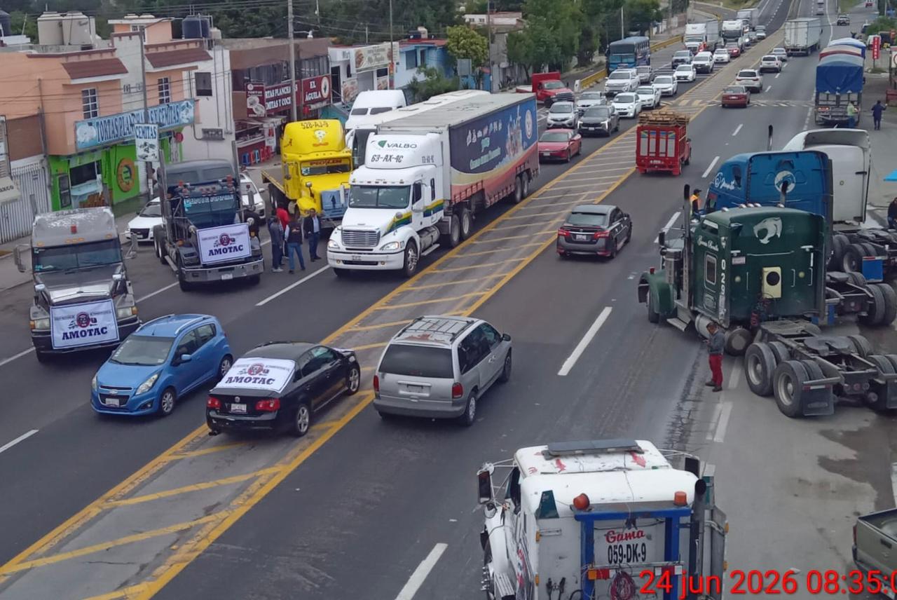 Gobierno de Tlaxcala llama a respetar acuerdos con la Federación ante bloqueo parcial en la México-Veracruz