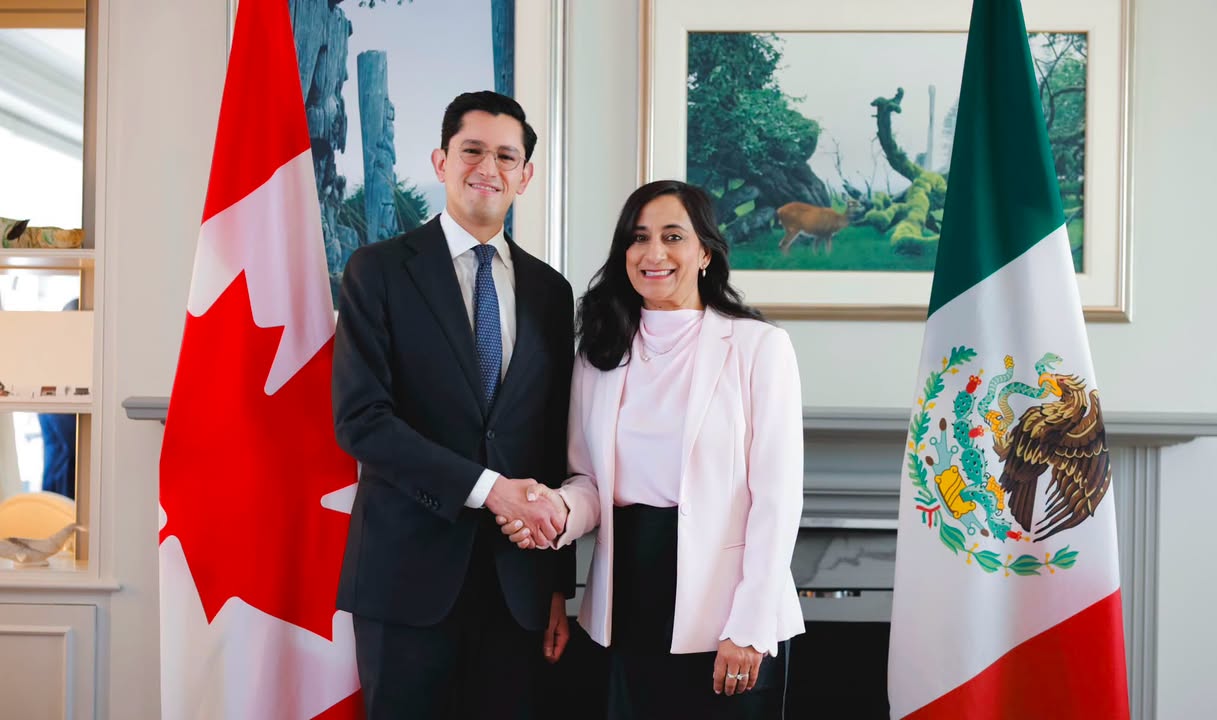 Roberto Velasco fortalece relación bilateral con Canadá