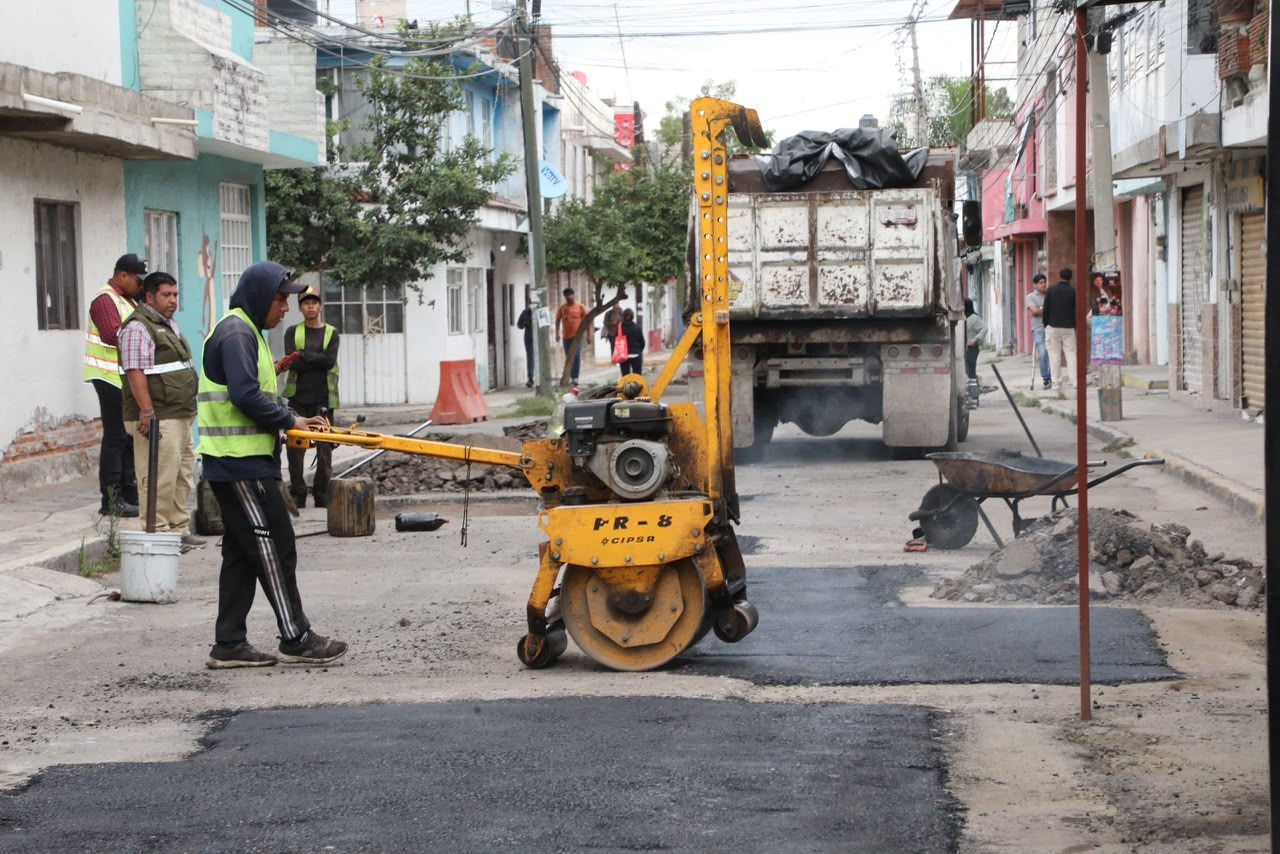 Bacheo en Popular Castillotla: continúan trabajos en Puebla