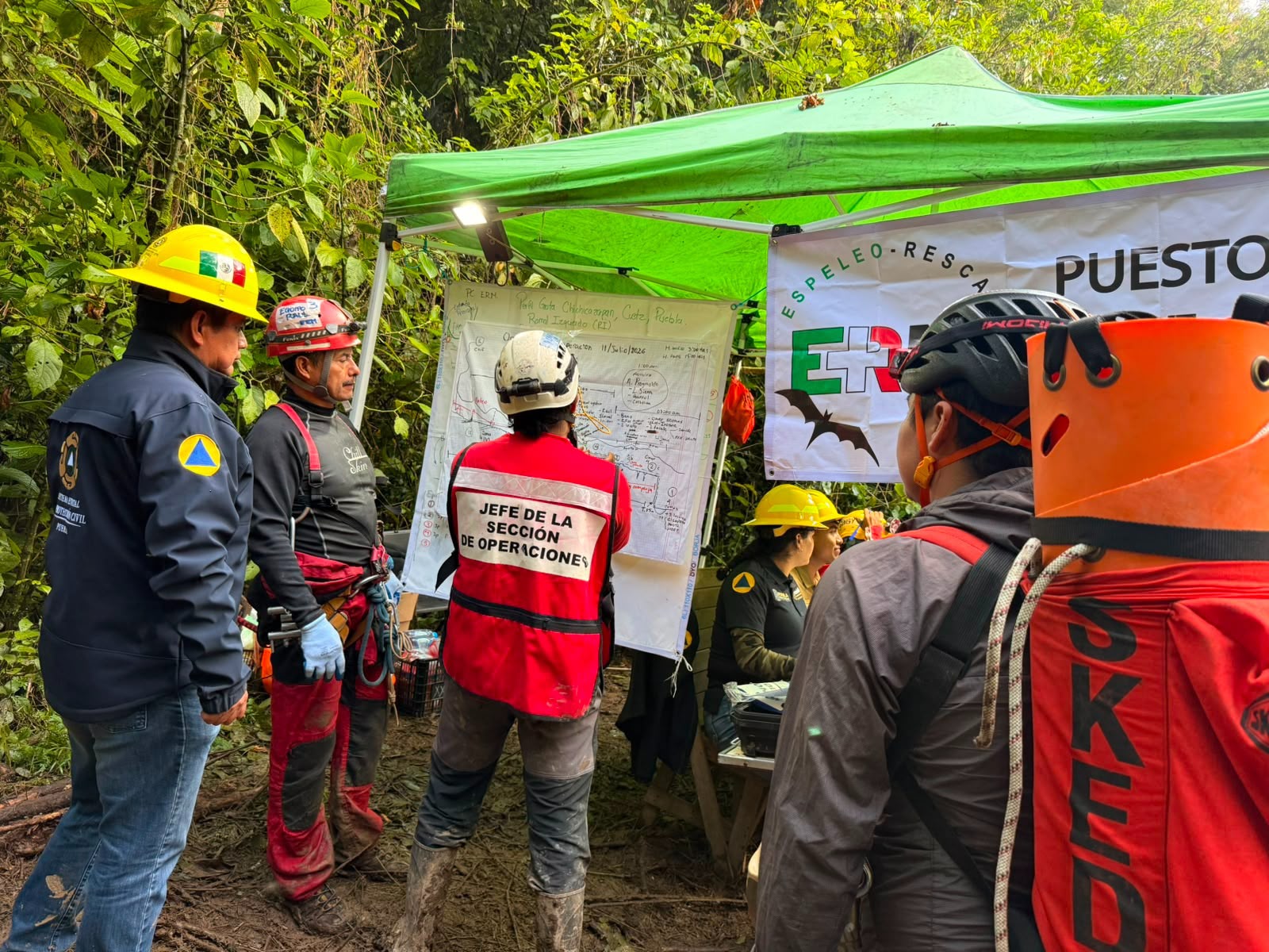 Tras cuatro días de labores, gobierno estatal localiza tres cuerpos extraviados en Chichicazapa