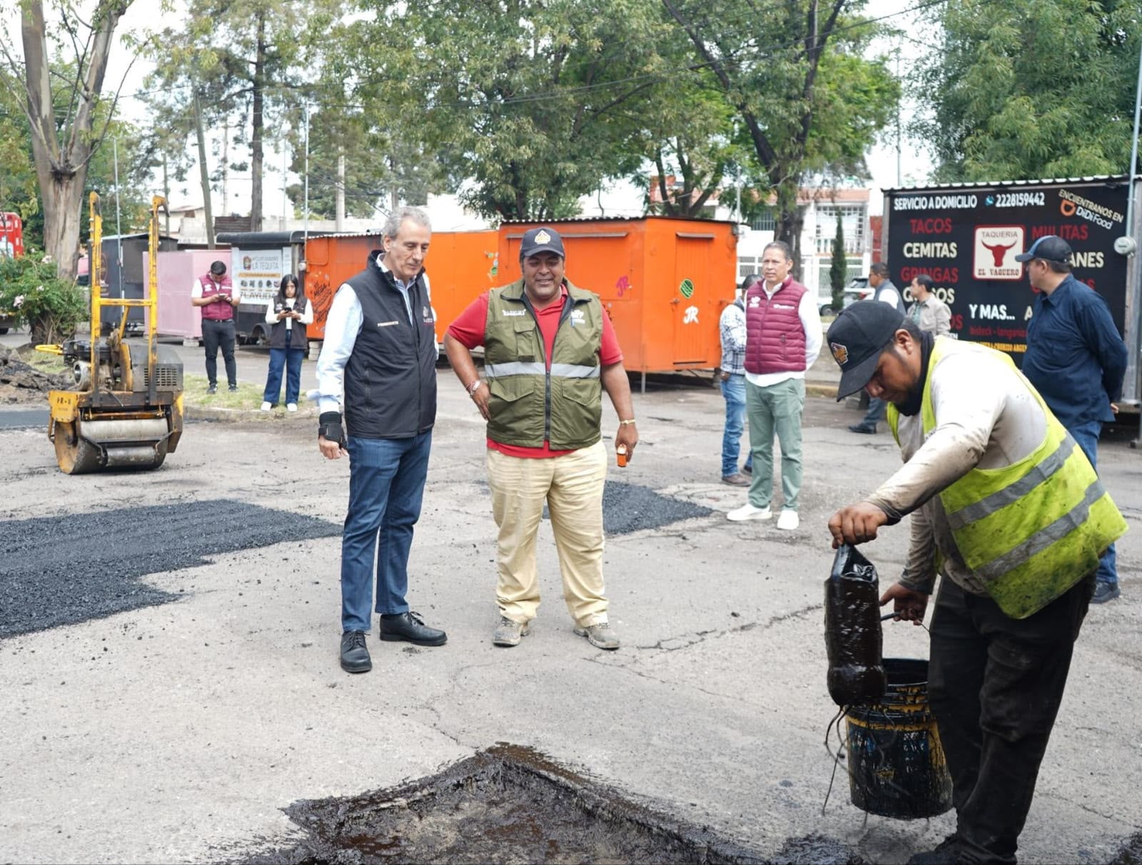 Pepe Chedraui continúa recorriendo la capital con el programa permanente “Bacheando Puebla”