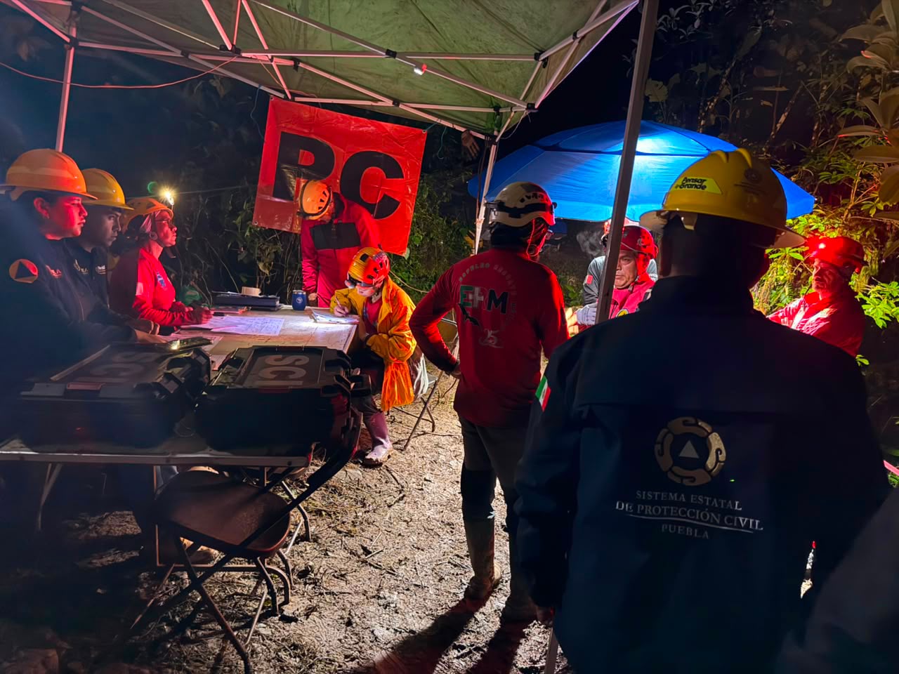 Por tercer día consecutivo se mantiene búsqueda en Gruta de Chichicazapa