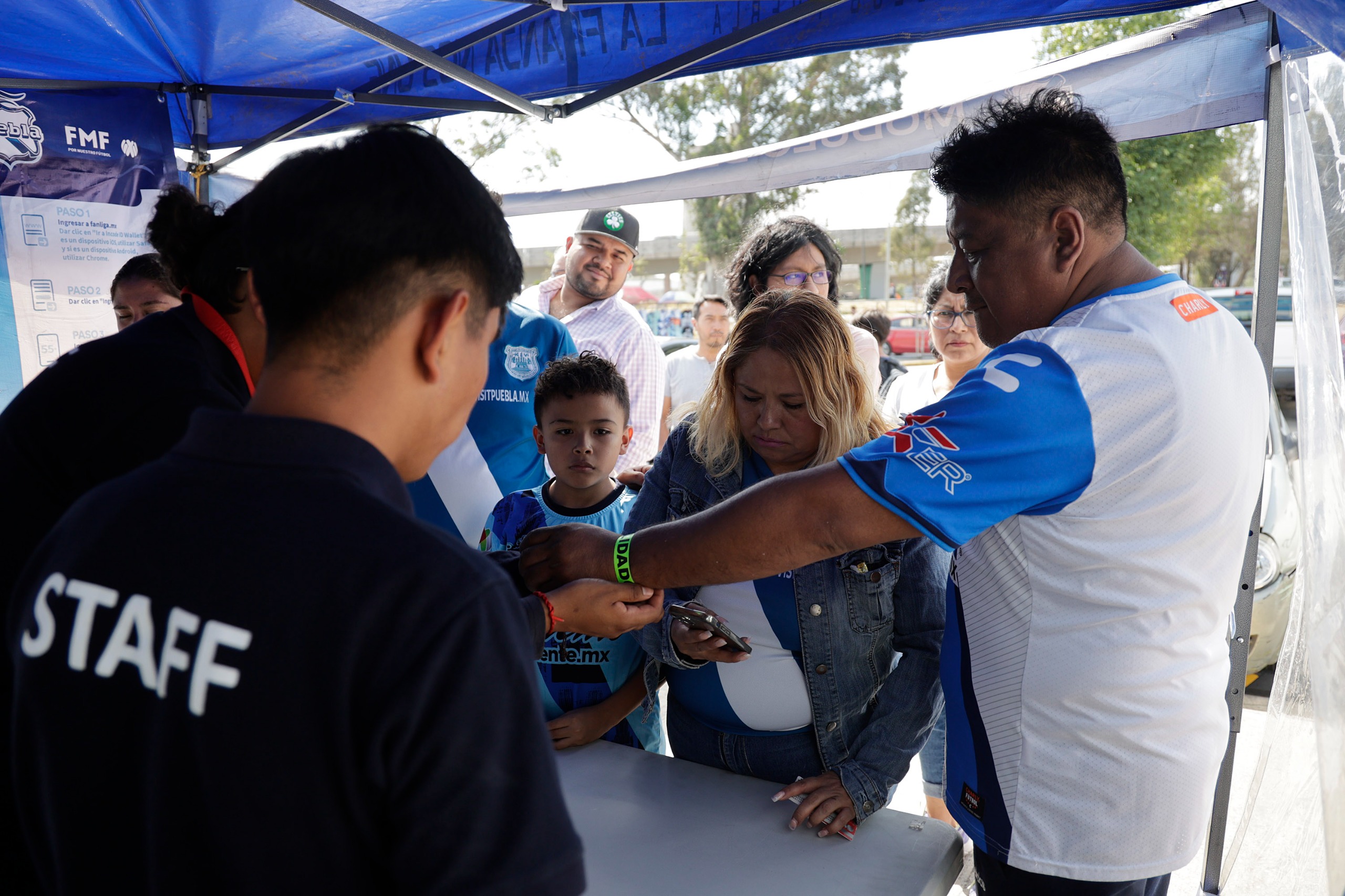 Multan a la FMF con 42.8 mdp por datos del FAN ID
